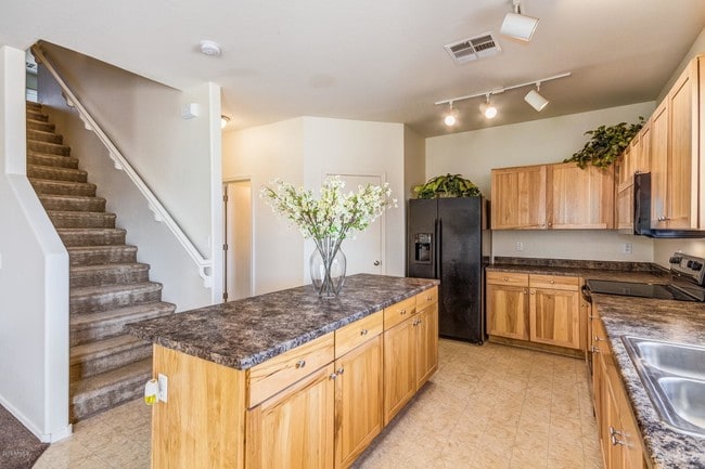 Building Photo - 35634 W Costa Blanca Dr