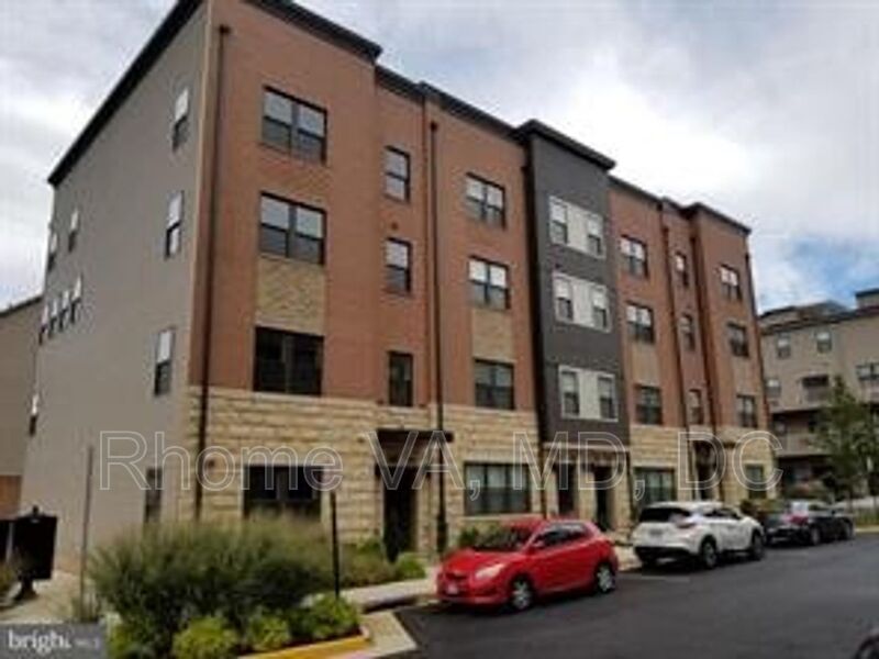 20501 Milbridge Ter Unit 56, Ashburn, VA 20147 Condo for Rent in