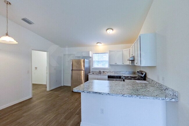 Foto del edificio - 539 Marion Oaks Pass