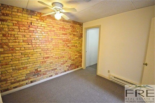 Foto del edificio - 217 E 3rd Ave