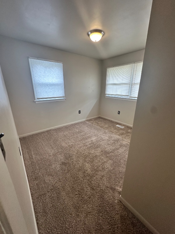 Building Photo - 717 73rd St