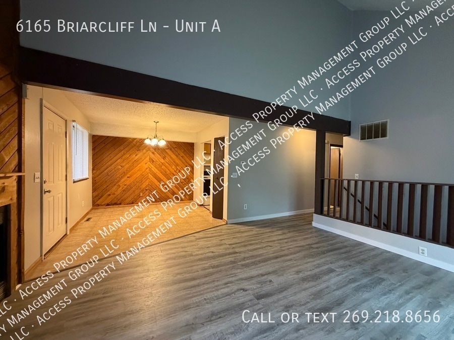 Foto principal - 6165 Briarcliff Ln