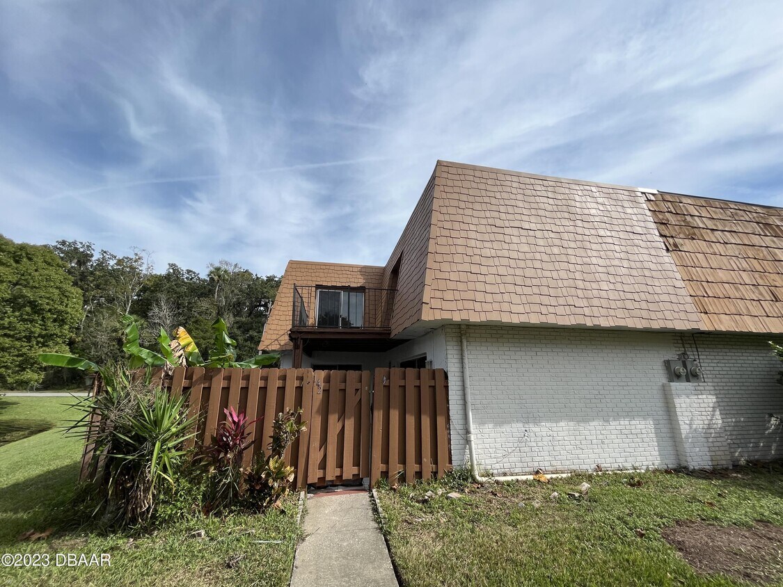 142 Moonstone Ct, Port Orange, FL 32129 House Rental in Port Orange