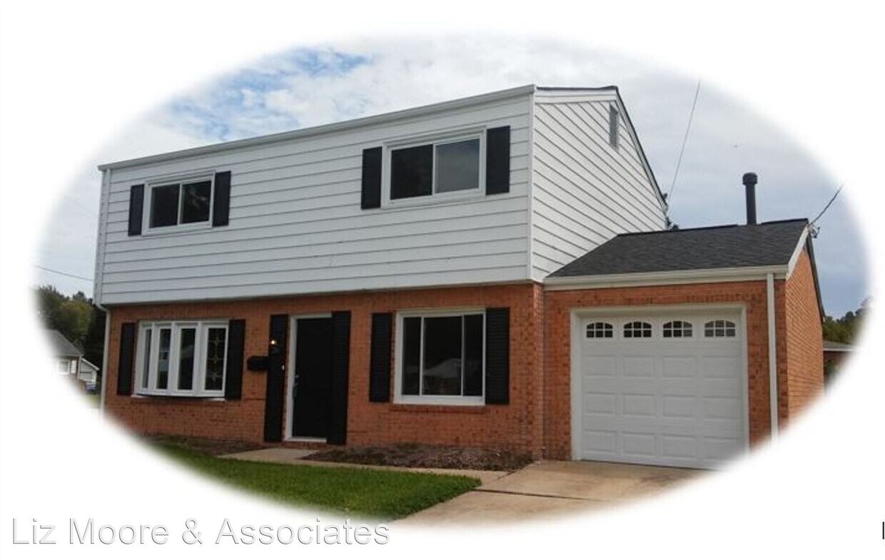 Foto principal - 4 br, 2.5 bath House - 26 East Davis Road