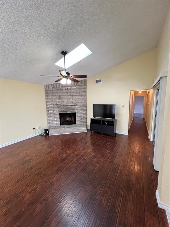 Foto del edificio - 16202 Edgerly Ct