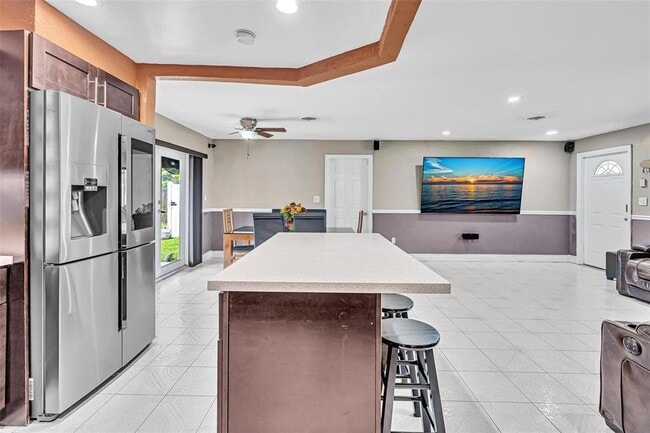 Foto del edificio - 6960 SW 15th St