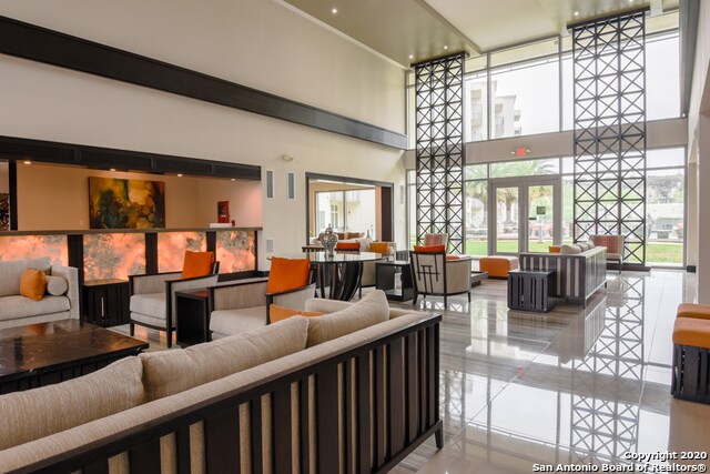 Building Photo - 17902 La Cantera Pkwy