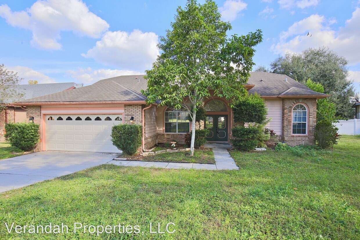 2733 Jaffery Dr, Orlando, FL 32835 House Rental in Orlando, FL