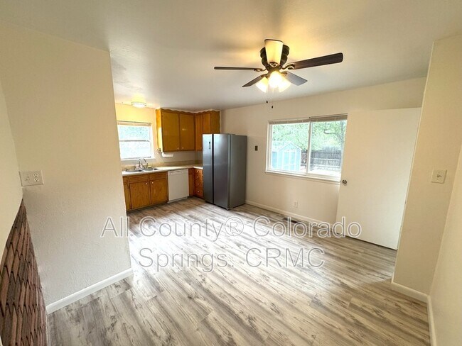 Foto del edificio - 1515 Eagle View Dr