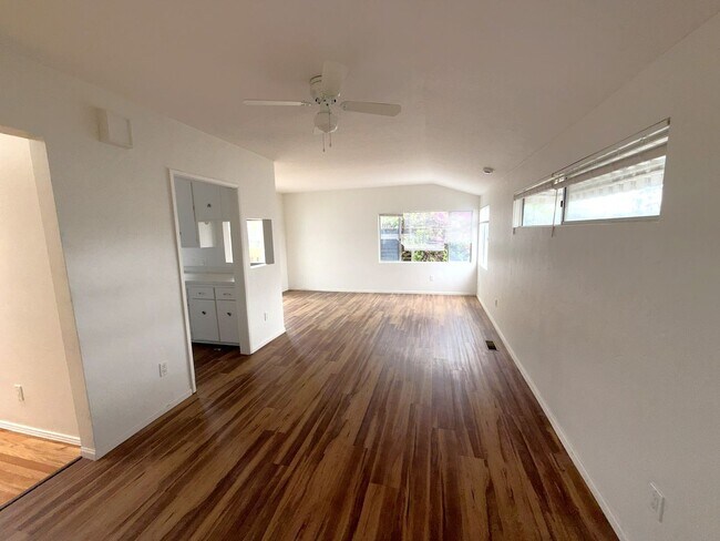 Foto del edificio - 4334 60th St