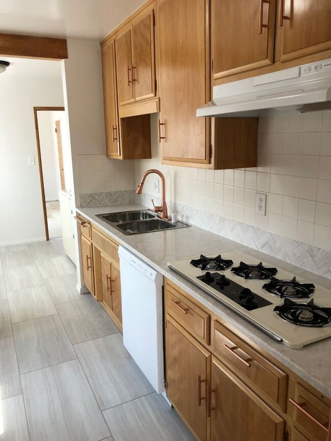 Foto del edificio - Beautiful Remodeled 3bd 2ba House in Wiseb...