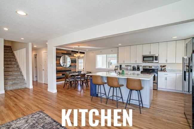 Foto del edificio - 10490 W Dakota Ave