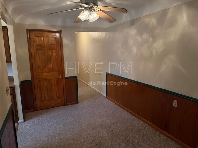Foto del edificio - 7134 Delaware Ave