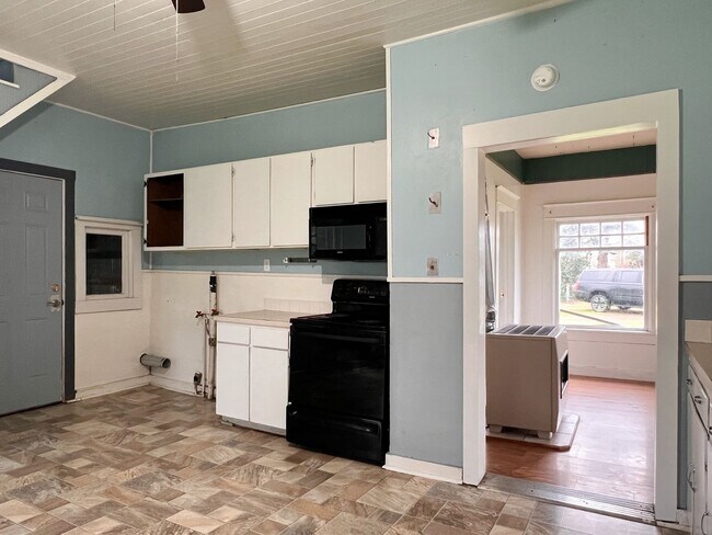 Foto del edificio - 1BD/1BA HOME IN LEBANON