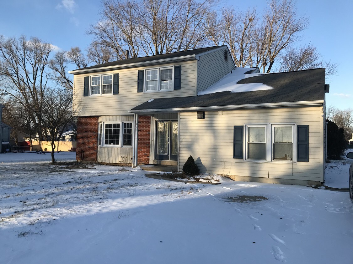 101 Golden Dr, New Castle, DE 19720 House Rental in New Castle, DE