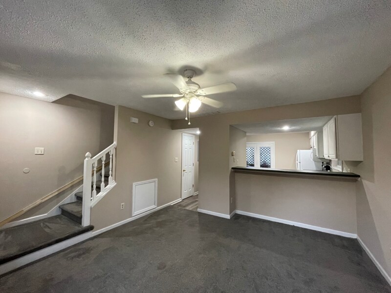 841 E Sherwood Hills Dr, Bloomington, IN 47401 Condo for Rent in Bloomington, IN