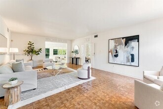 Building Photo - 5150 La Gorce Dr