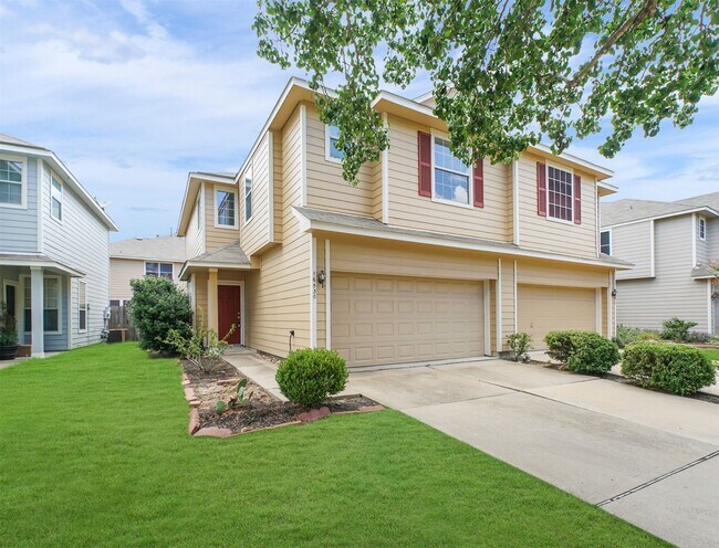 Foto del edificio - 16530 Cairngrove Ln