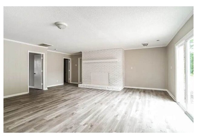 Building Photo - X Glenarden Drive