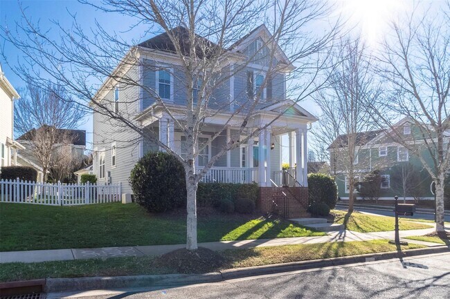 Building Photo - 16323 Spruell St