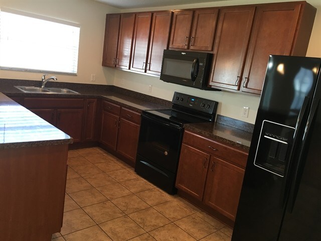 Foto del edificio - 7314 Tangle Bend Dr