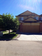 Building Photo - 850 S Overland Trail