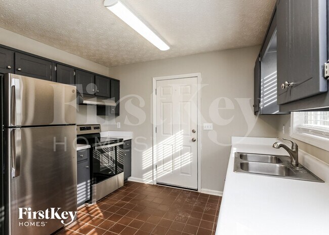 Foto del edificio - 5183 Sagewood Dr