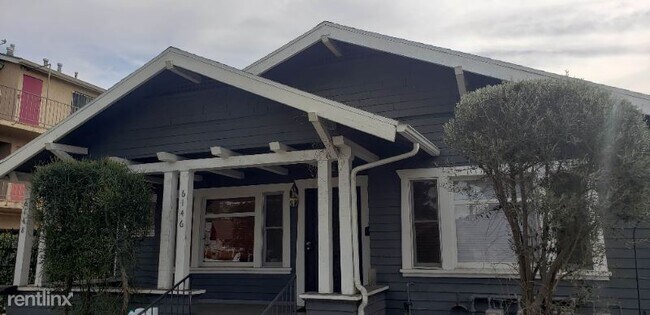 Building Photo - 4 br, 2 bath House - 6146 Aldama St
