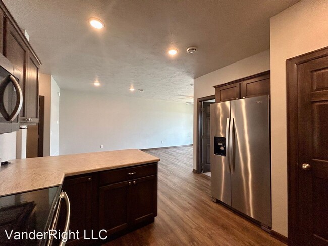 Building Photo - 3 br, 3 bath House - 5524 S Seville Pl