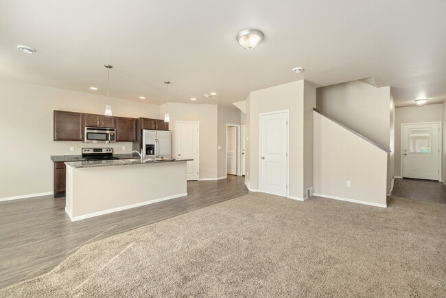 Building Photo - Shadow Wood Townhomes