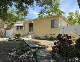 Building Photo - 10324 Hillhaven Ave