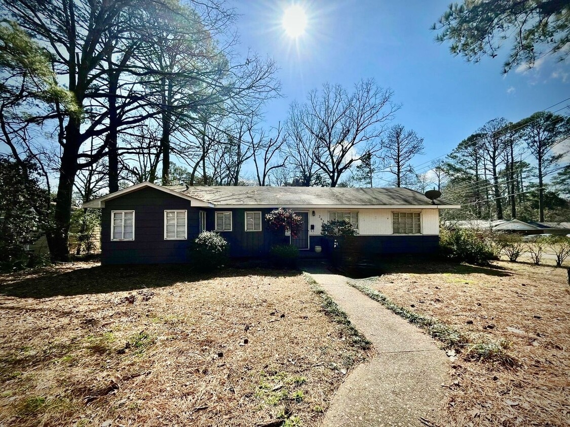 Foto principal - Great 3 bed home ready to move in