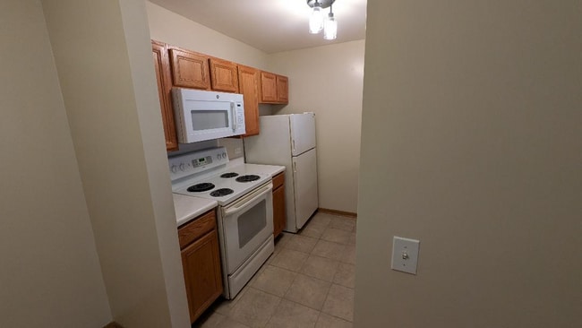 Building Photo - 430 Cunat Blvd.