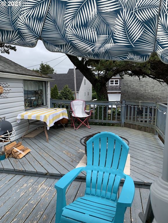 Terraza trasera 2 - 325 8th Ave