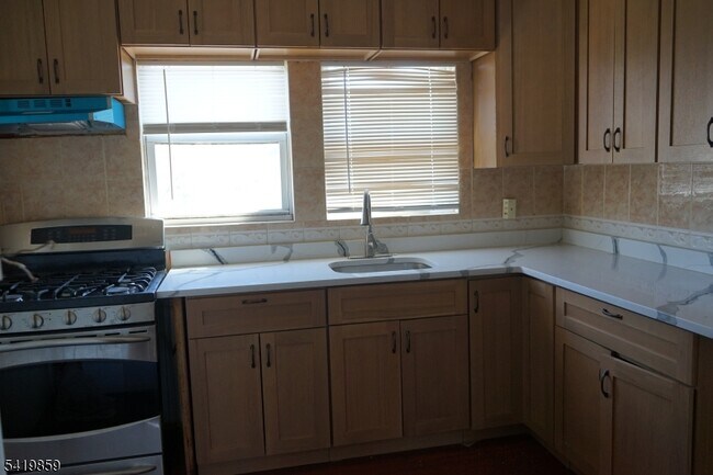 Foto del edificio - 430 Main St