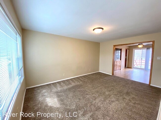 Building Photo - 4 br, 2 bath House - 1205 6th Street South