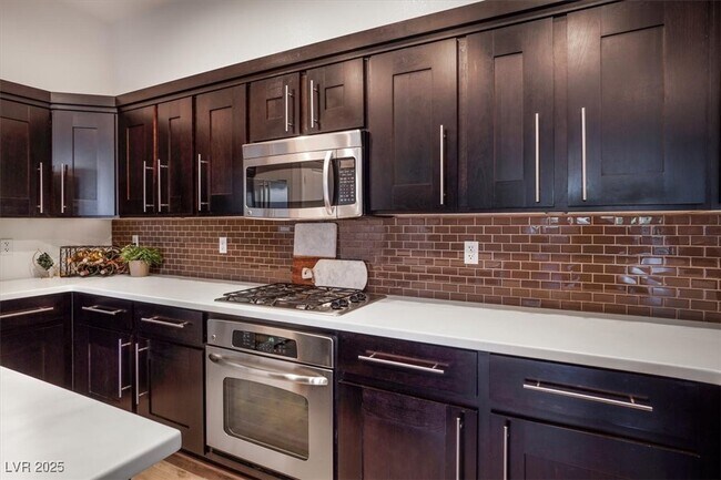 Foto del edificio - 11334 Colinward Ave