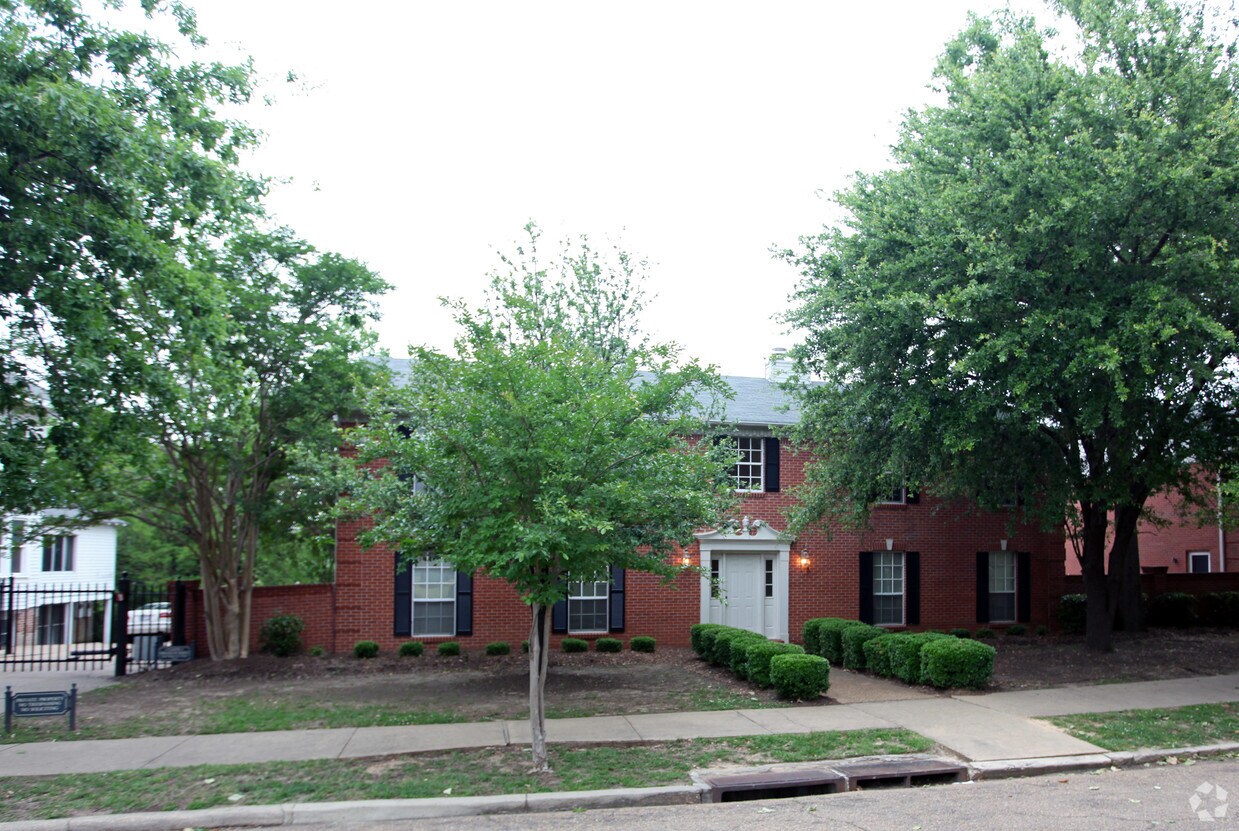 Foto principal - 914 Morningside St
