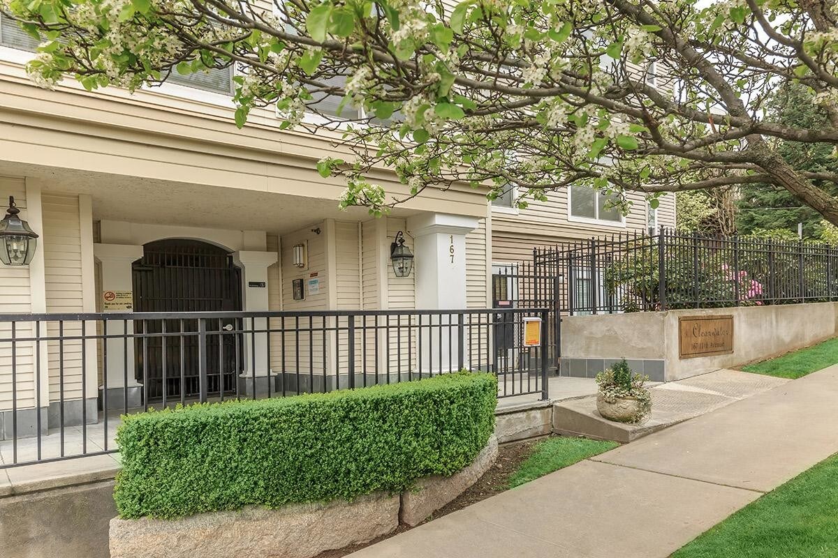 Clearwater Apartments Star Apartments Apartments in Seattle, WA