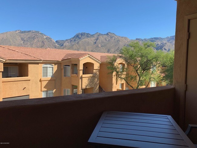 Foto del edificio - 7050 E Sunrise Dr