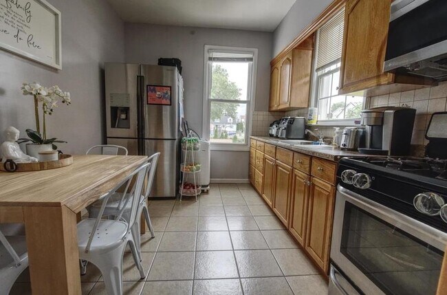 Foto del edificio - 1404 81st St