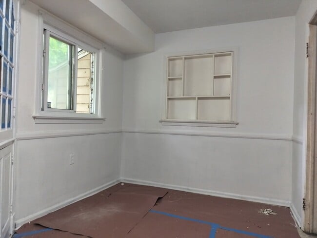 Building Photo - 2750 Golfside Ln