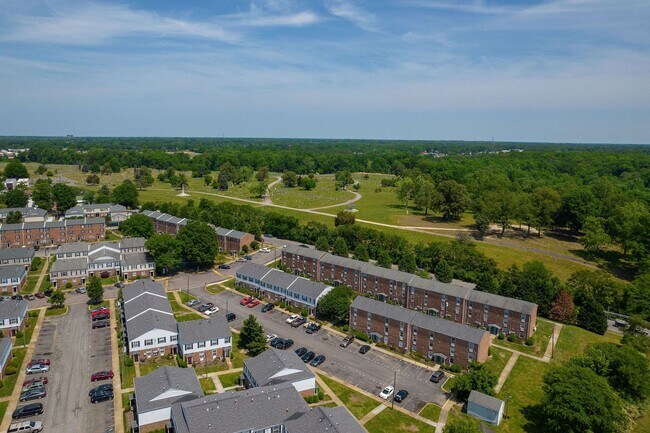 Building Photo - Two-bedroom Unit in Richmond Condo