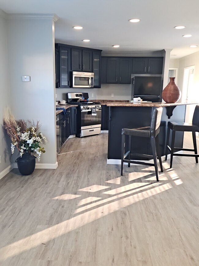 Foto del edificio - 85 Deerwood Park