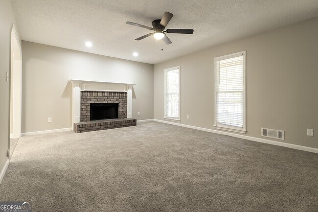 Foto del edificio - 195 Asbury Ln