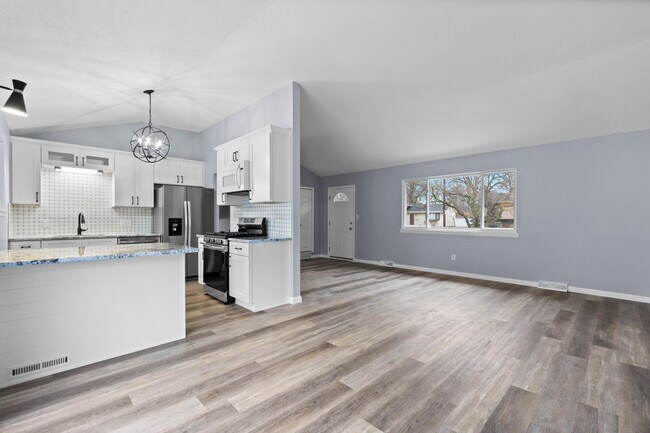 Building Photo - 6224 Zehman Dr