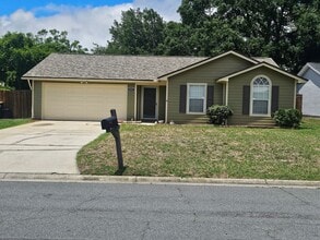 Building Photo - 8267 Pear Rd