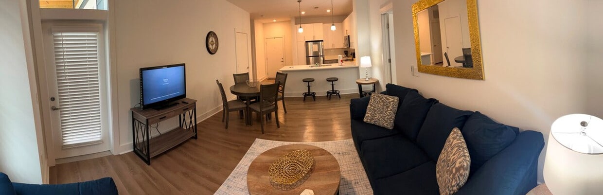 Foto principal - 853 Saddle Ridge Rd