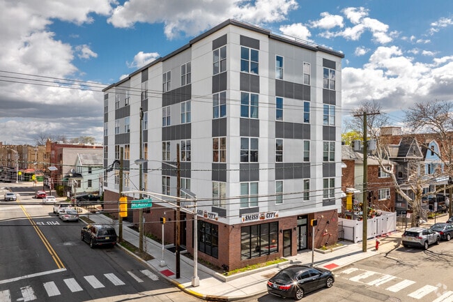 Foto del edificio - 30-32 McAdoo Ave