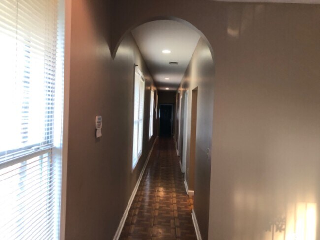 Foto del edificio - 1102 College St